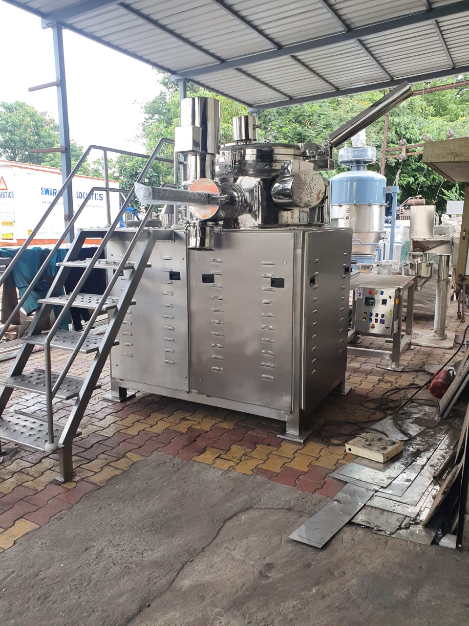 Inline Co Mill With Rapid Mixer Granulator With PLC Color Touch Screen Printing