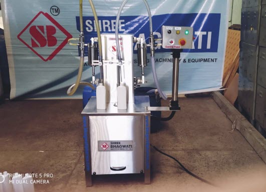 Semi-Automatic Volumetric Liquid Filling Machine