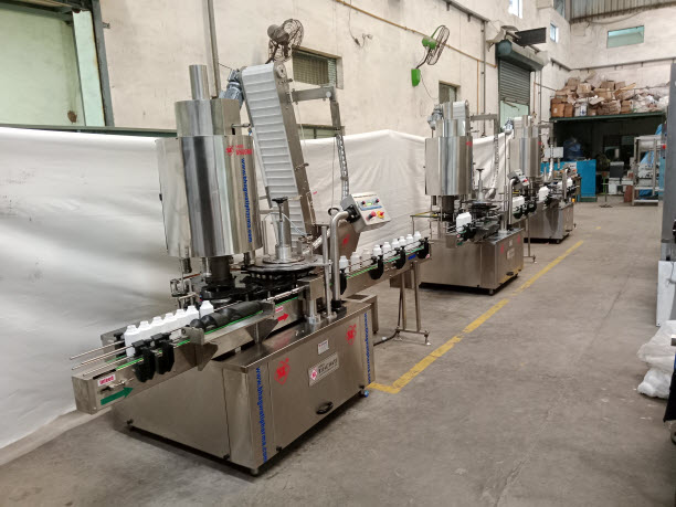 Rotary Capping Machines Equipped