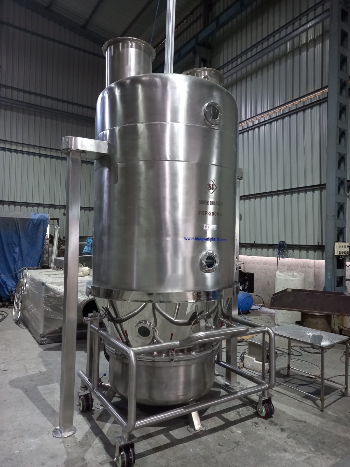 Powder Coating Excellence Fluid Bed Dryers in Manufacturing