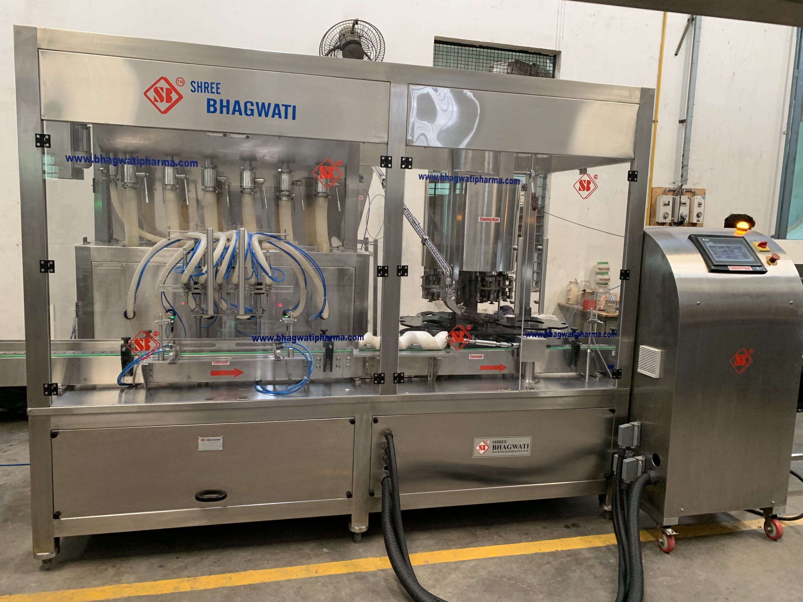 Monoblock Bottle Filling and Sealing Machine